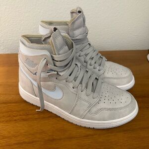 Jordan 1 High Zoom Air CMFT Grey Fog Women Size 7.5